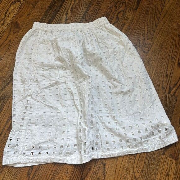 GAP Dresses & Skirts - Gap Designed & Crafted White Eyelet Cotton Midi Skirt Elastic Lined Sz S